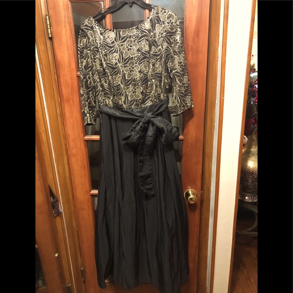 Gold & black Alex Evenings black taffeta dress